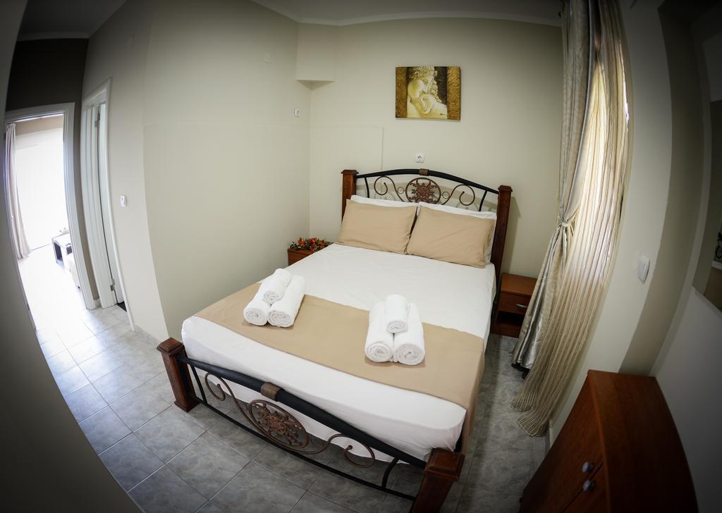 Crown Hotel Νέα Σκιώνη Εξωτερικό φωτογραφία
