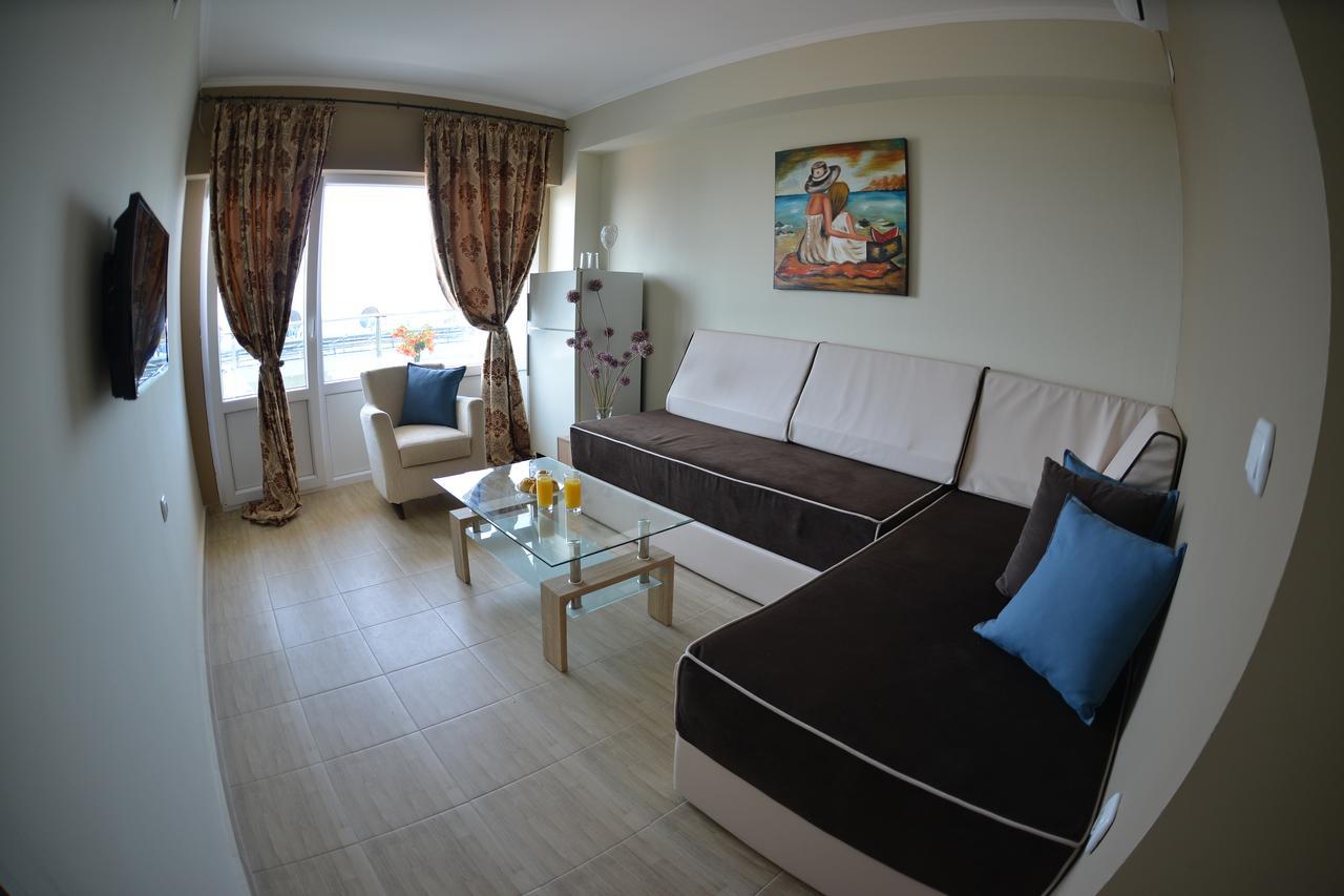 Crown Hotel Νέα Σκιώνη Εξωτερικό φωτογραφία