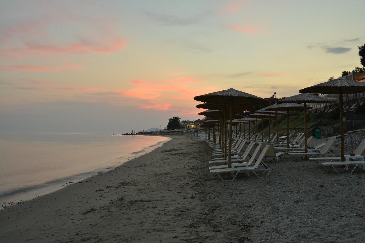 Crown Hotel Νέα Σκιώνη Εξωτερικό φωτογραφία